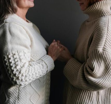 Sweater Rajut